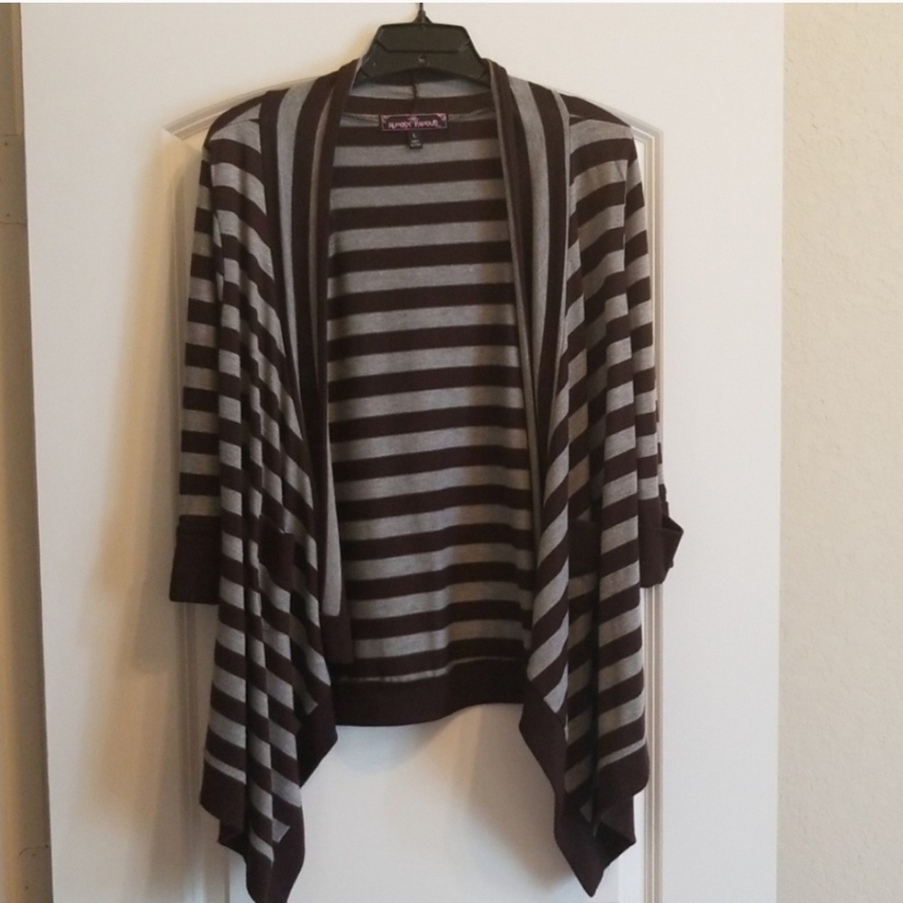 Lightweight Cardigan